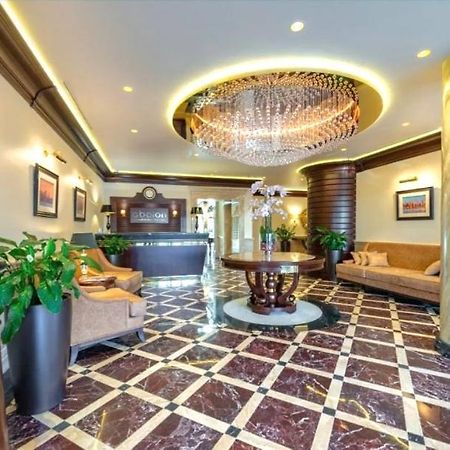 1 Room 60M2 Center Of Obolon Near River Side. 11 Floor كييف المظهر الخارجي الصورة