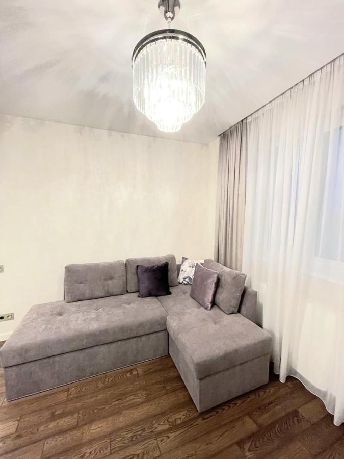 1 Room 60M2 Center Of Obolon Near River Side. 11 Floor كييف المظهر الخارجي الصورة